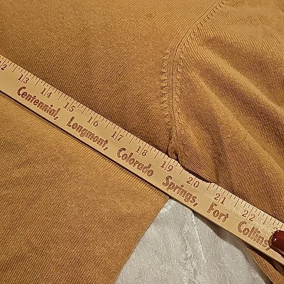 LL Bean womans medium cashmere sweater very good condition - Picture 5 of 10